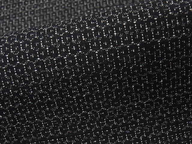 平和屋本店□極上 結城紬 奥順 はたおり娘 100亀甲 総詰 黒地 証紙付き