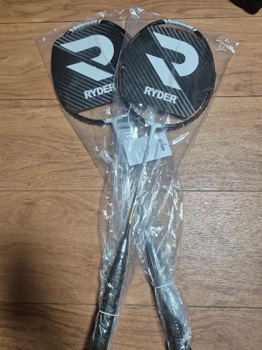 RYDER ライダー バドミントン ラケット 2個