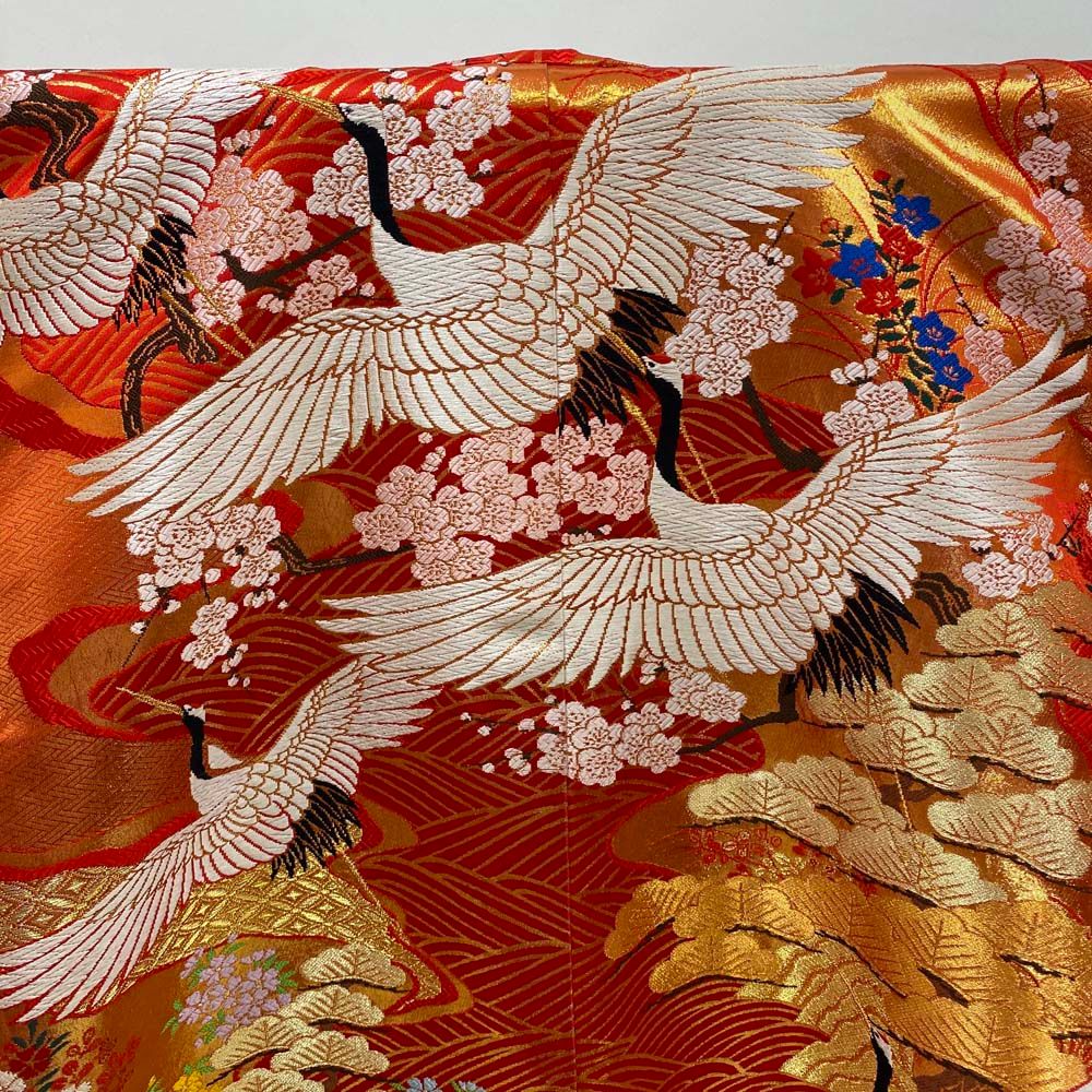 色打掛 正絹 鶴 刺繍 金 赤 打掛 Mサイズ 裄66 花嫁衣裳 婚礼