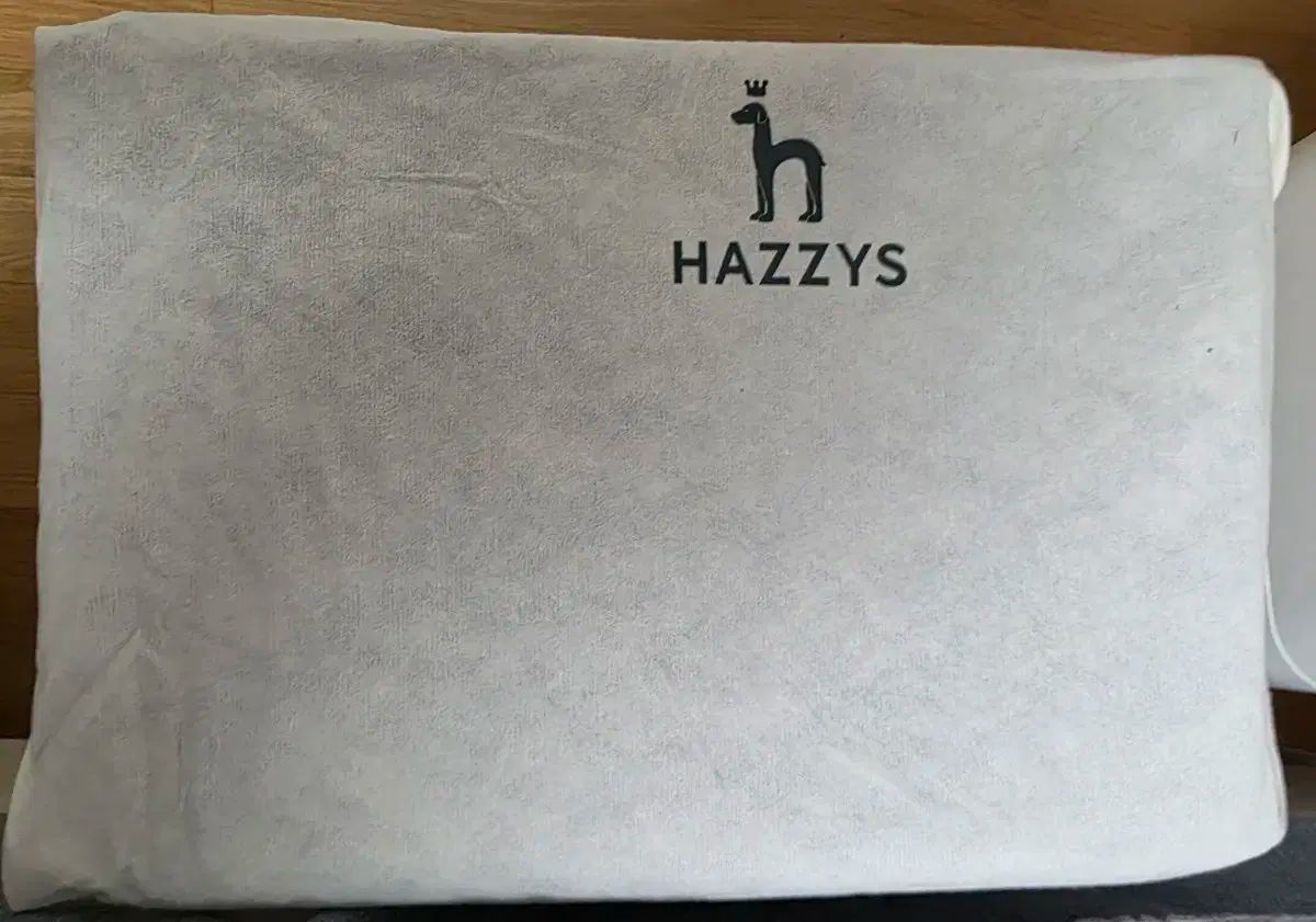 HAZZYS へジス クラッチ 黒