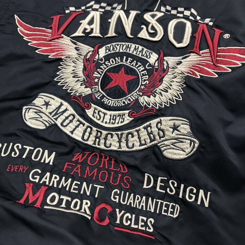 【美品】VANSON ヴァンソン フードジャケット 美品 古着 ブラック ジャケット サイズS VANSON (バンソン) フライトジャケット ブラック サイズ:L
