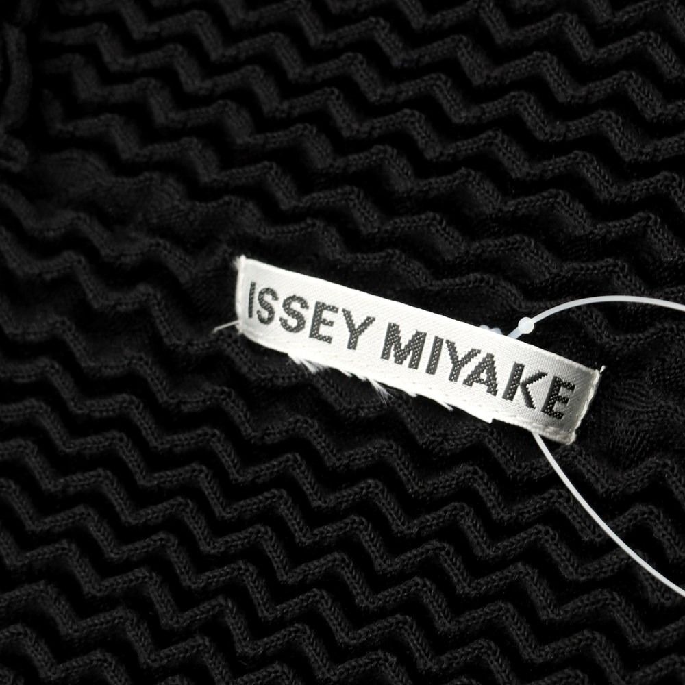 中古】イッセイミヤケ ISSEY MIYAKE 2023年秋冬 カーディガン ブラック【サイズ表記なし（L位）】【レディース】 - メルカリ