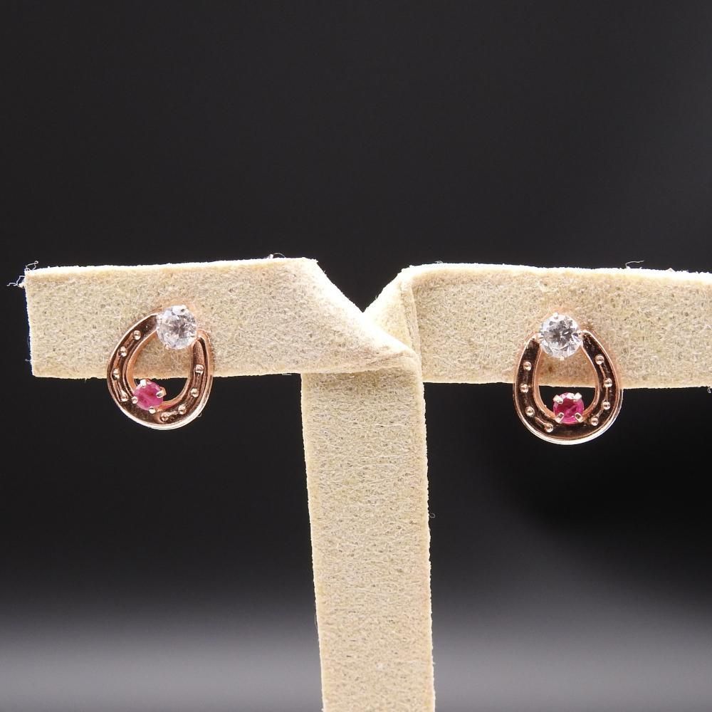 K10PG ピンクゴールド ルビー/透明石 ピアス レディース - メルカリ