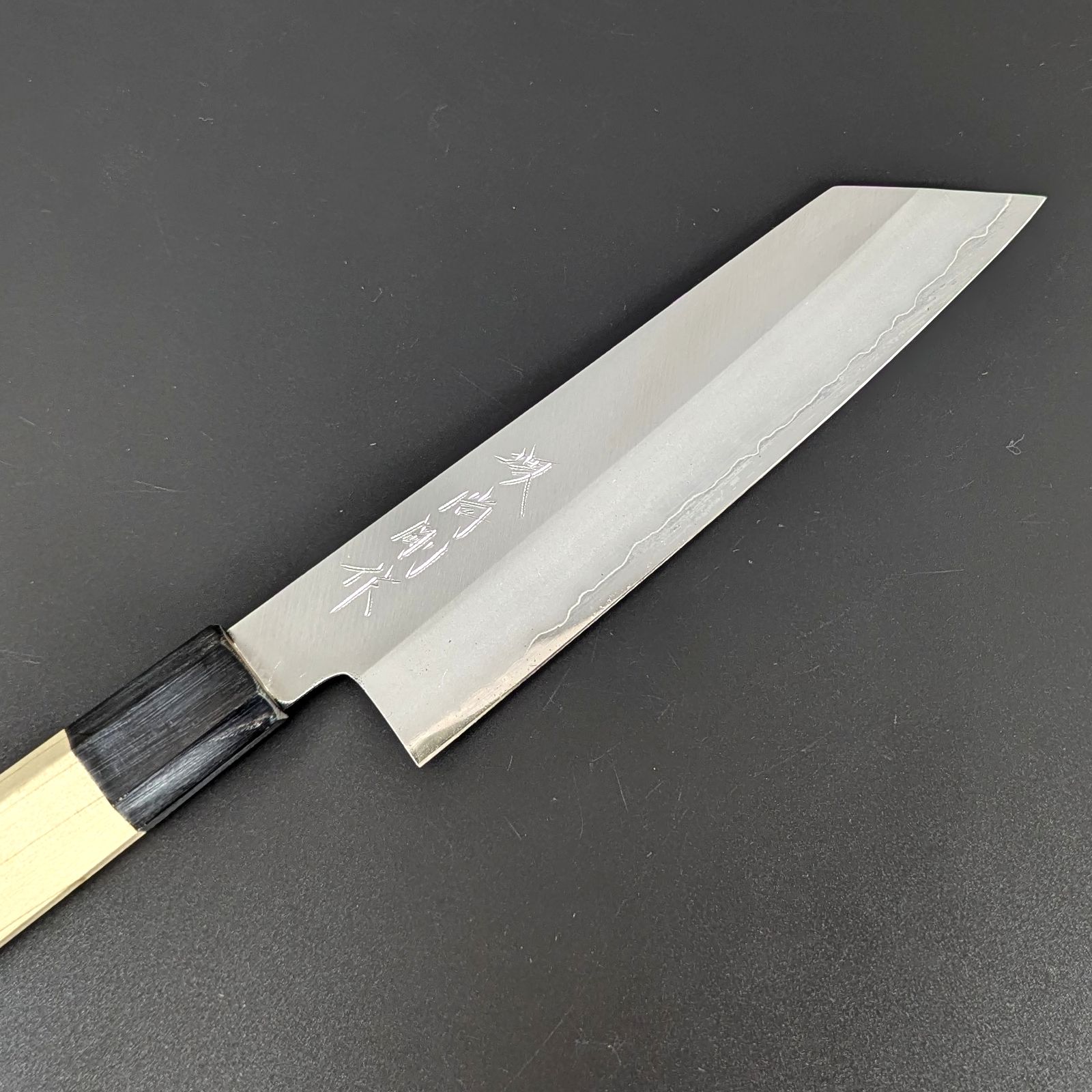 山塚刃物 銀三 霞仕上げ 切付三徳 180mm 朴八角柄 | Shop at Mercari 