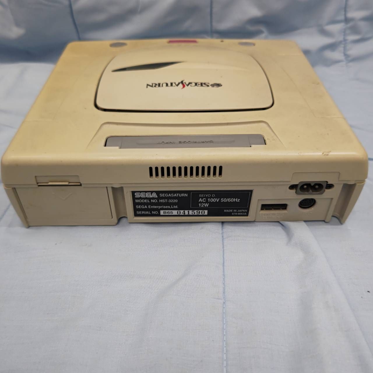 【懐かしゲーム機】セガサターン HST-3220本体／マルチコントローラー SEGA SATURN セガサターンHST-3220 通電のみ確認 This is cool