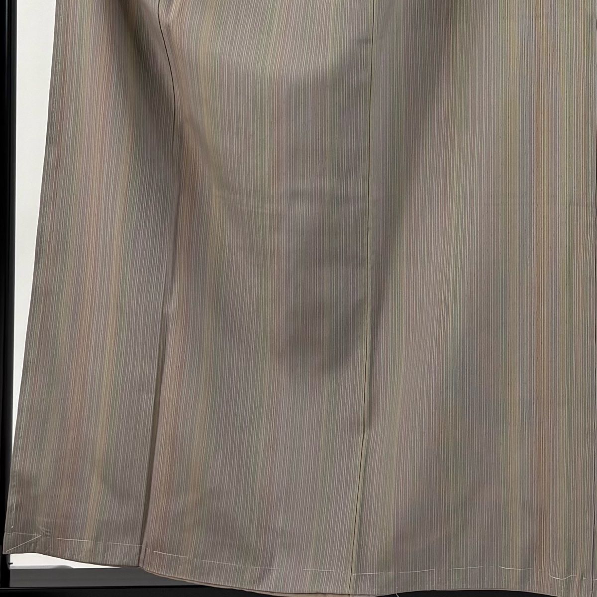 お召 身丈158.5cm 裄丈61.5cm S 袷 菱屋六右ヱ門 竹節縞 灰茶 正絹 名品