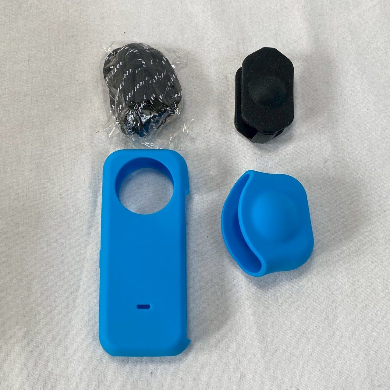  Insta 360 ONE X 2 NARUTO セット 多数 動作良好 No.3953 インスタ360 アクションカメラ ウェアラブルカメラ本体