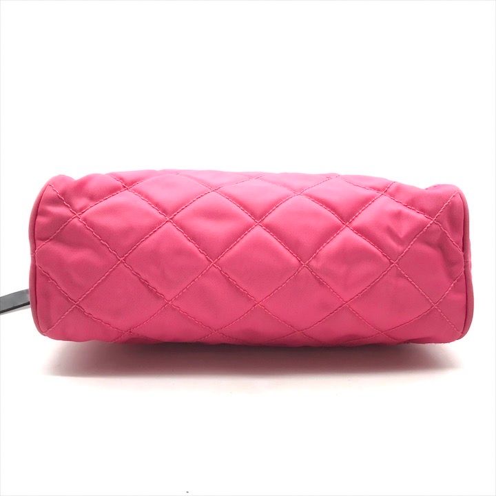 良品 PRADA プラダ 三角ロゴ プレート ナイロン テスート キルティング