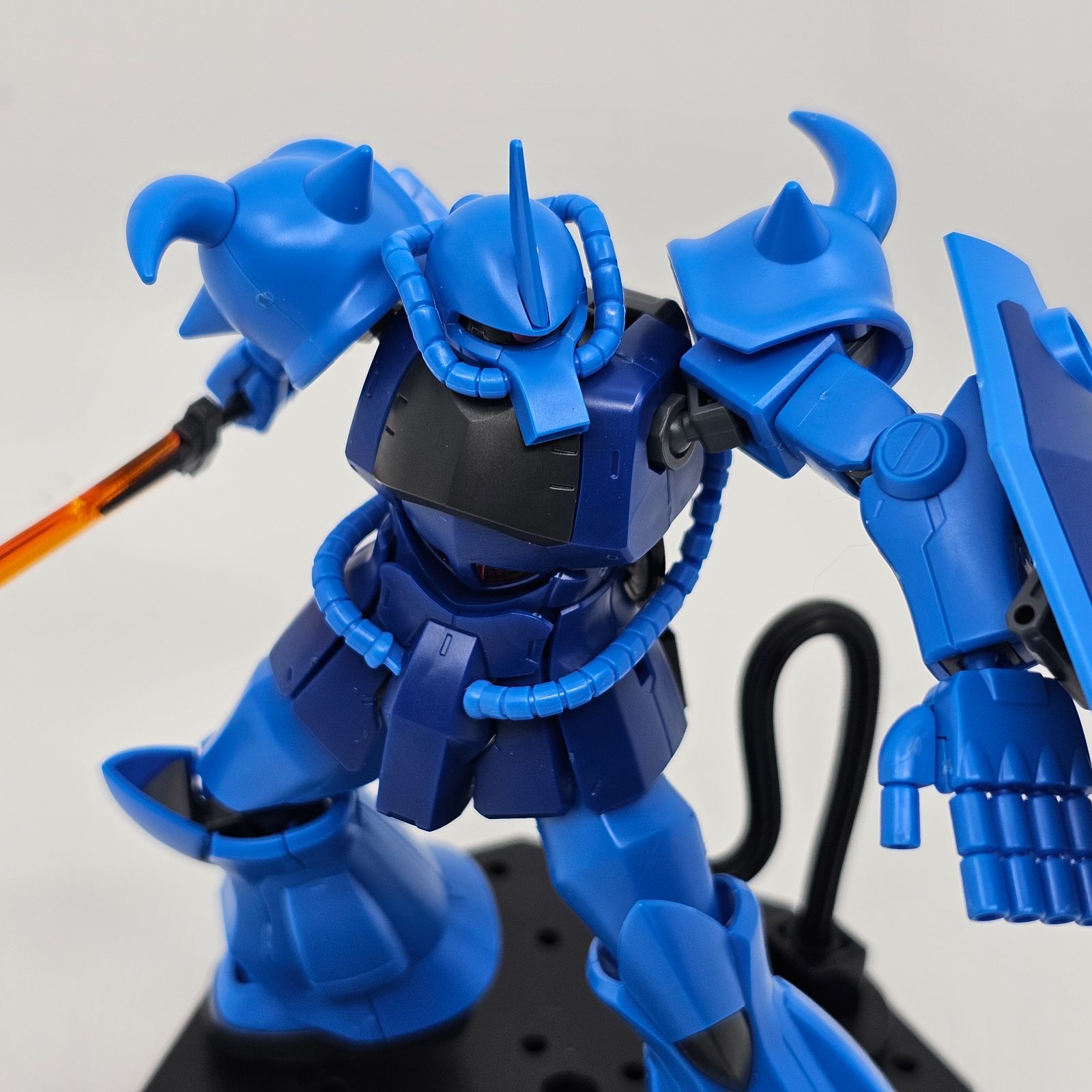 HG グフ（リバイブ版） EG ガンダム ２体セット ガンプラ リユース品 ジャンク - メルカリ