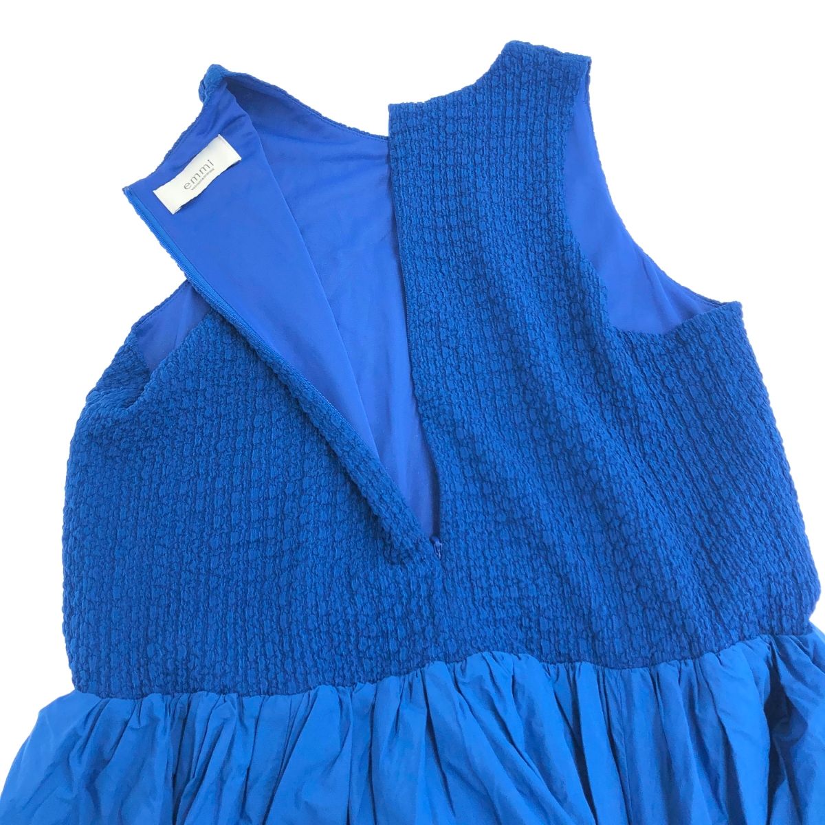 emmi wellness & oneness エミ 25SS/膨れジャガードカットドッキング 