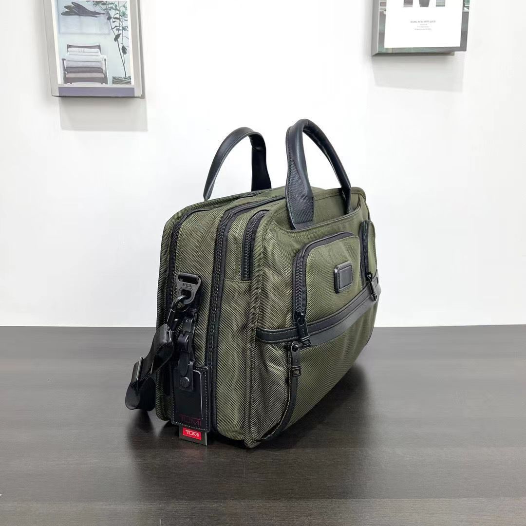TUMI2603141 ALPHA3オーガナイザーラップトップブリーフ グリーン  