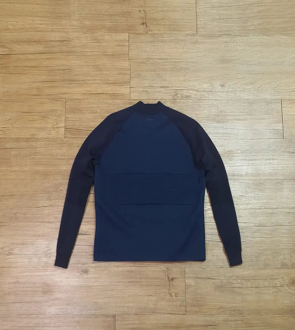 adidas アディダス