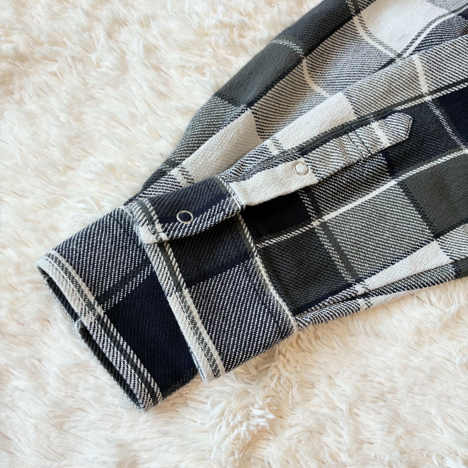 SEQUEL（シークエル）チェックネルシャツ SEQUEL シークエル