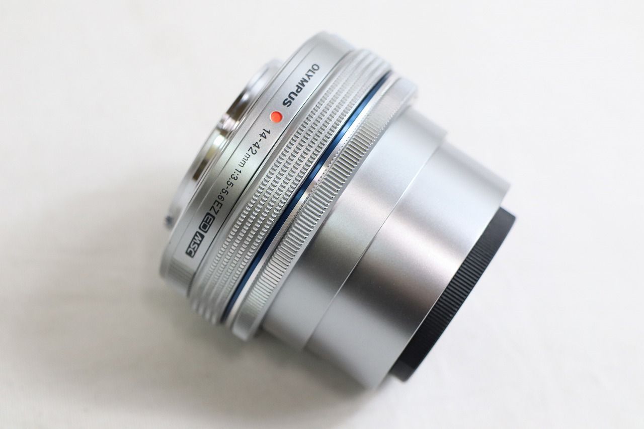 OLYMPUS PEN E-PL7ホワイト ミラーレス一眼 無言購入可】OLYMPUS PEN E