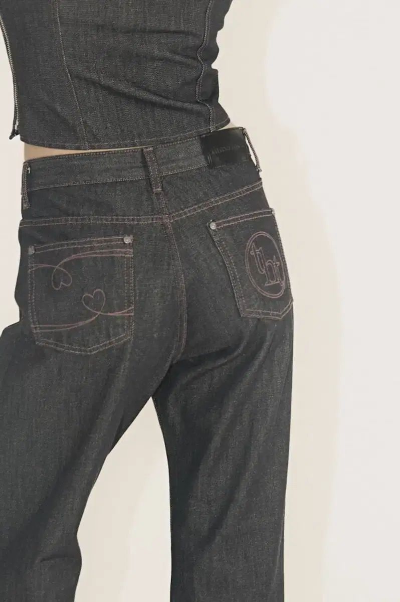 パンツ threetimes pink raw denim pants 新品 threetimes(スリータイムズ) raw pink denim pants - メルカリ