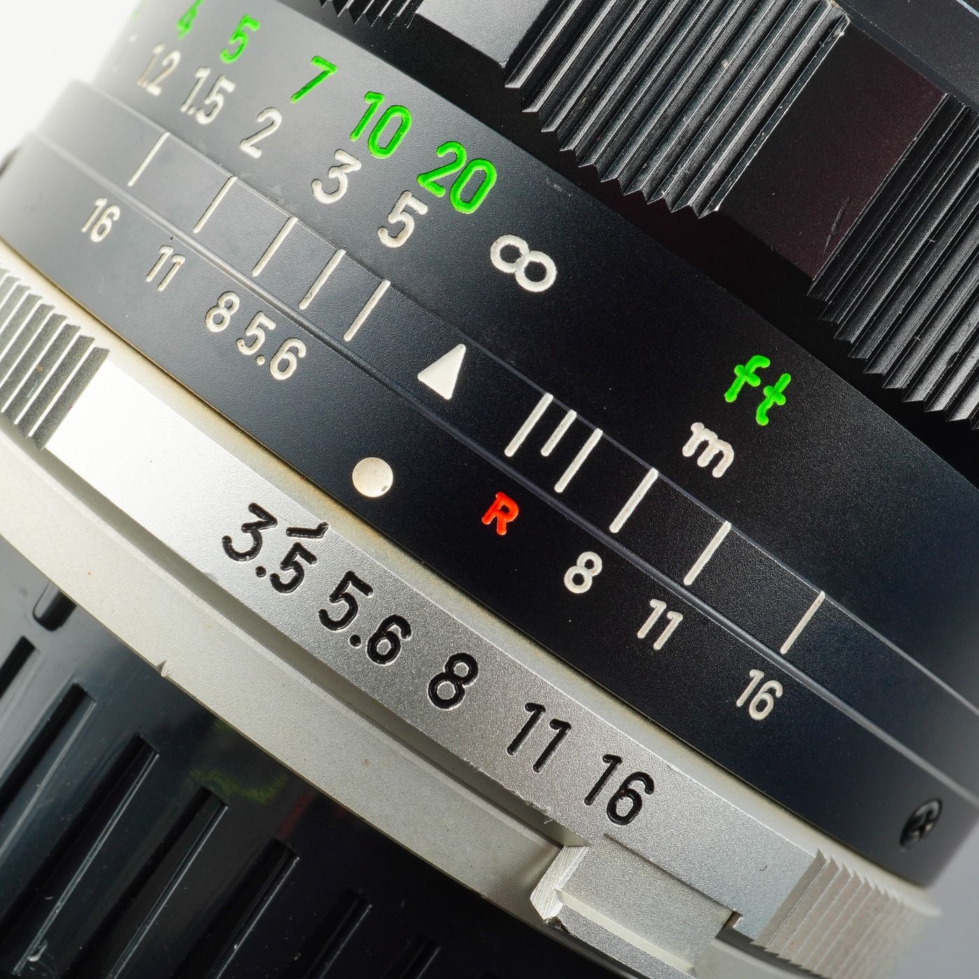 MINOLTA ミノルタ MC W.ROKKOR SG 28mm F/3.5 単焦点レンズ MINOLTA ミノルタ MC W.ROKKOR SG 28mm F/3.5 単焦点レンズ 【公式通販】