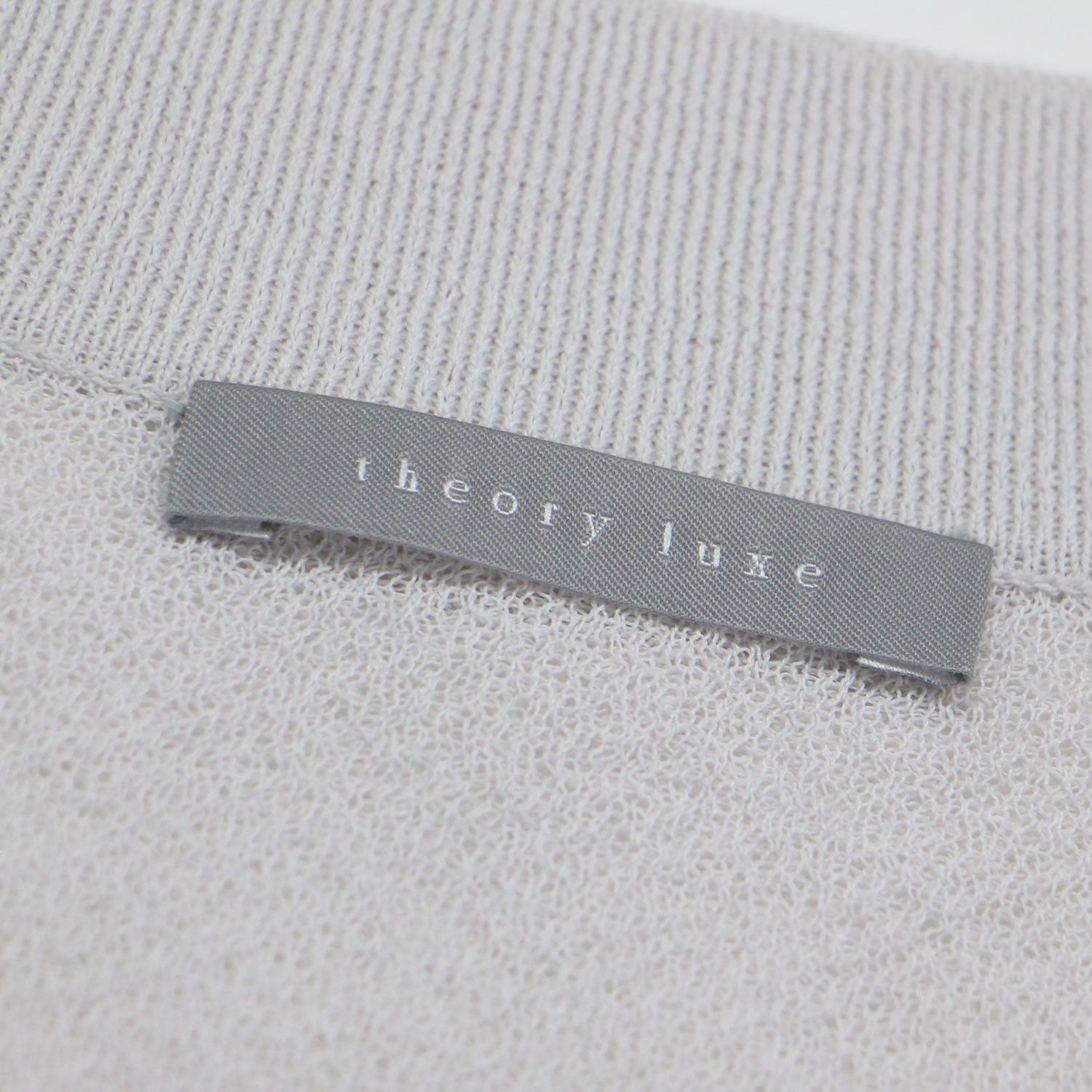 【美品】theory luxe セオリーリュクス カーディガン アイスグレー サイズ:S32(XXS) | 25春夏 Vネック 半袖 カーディガン | Luton Kelsey Cardigan | タックスリーブ コンパクト シアー | ニット セーター【レディース】【中古】 美品】theory luxe セオリーリュクス カーディガン アイスグレー