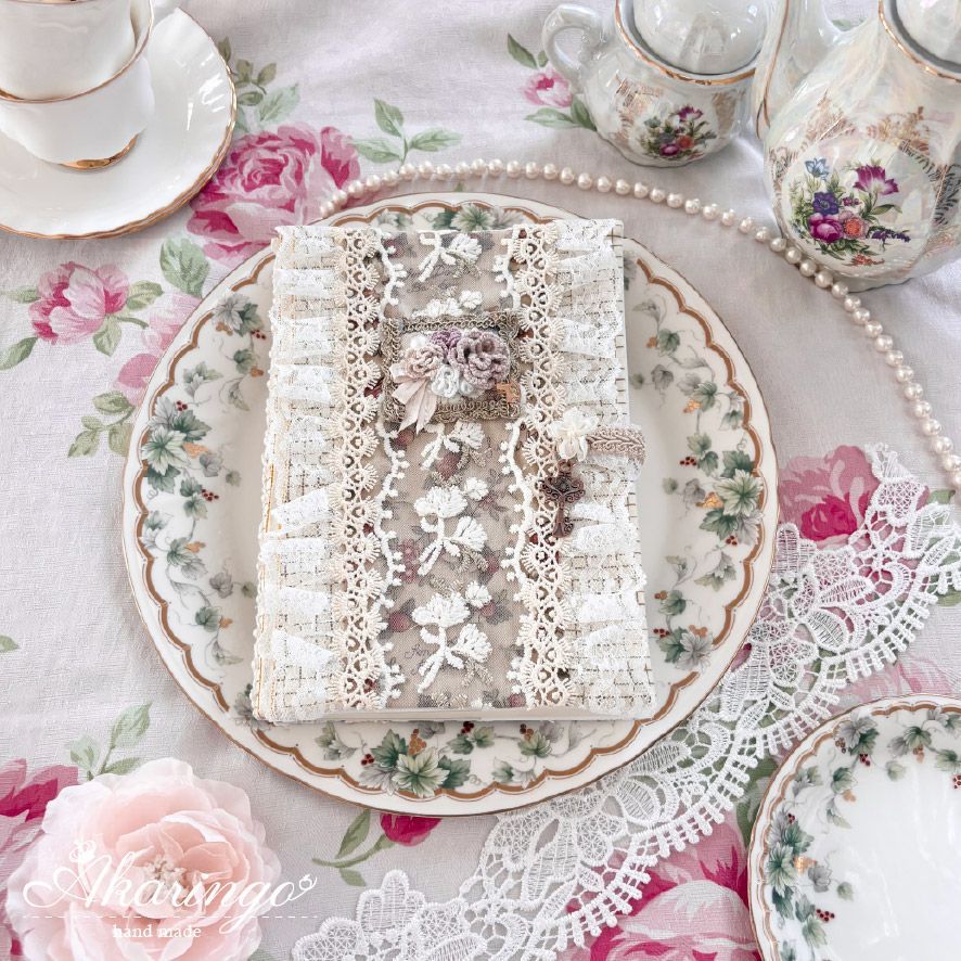 ハンドメイド 単行本サイズ タティングレースの薔薇 カントリー風