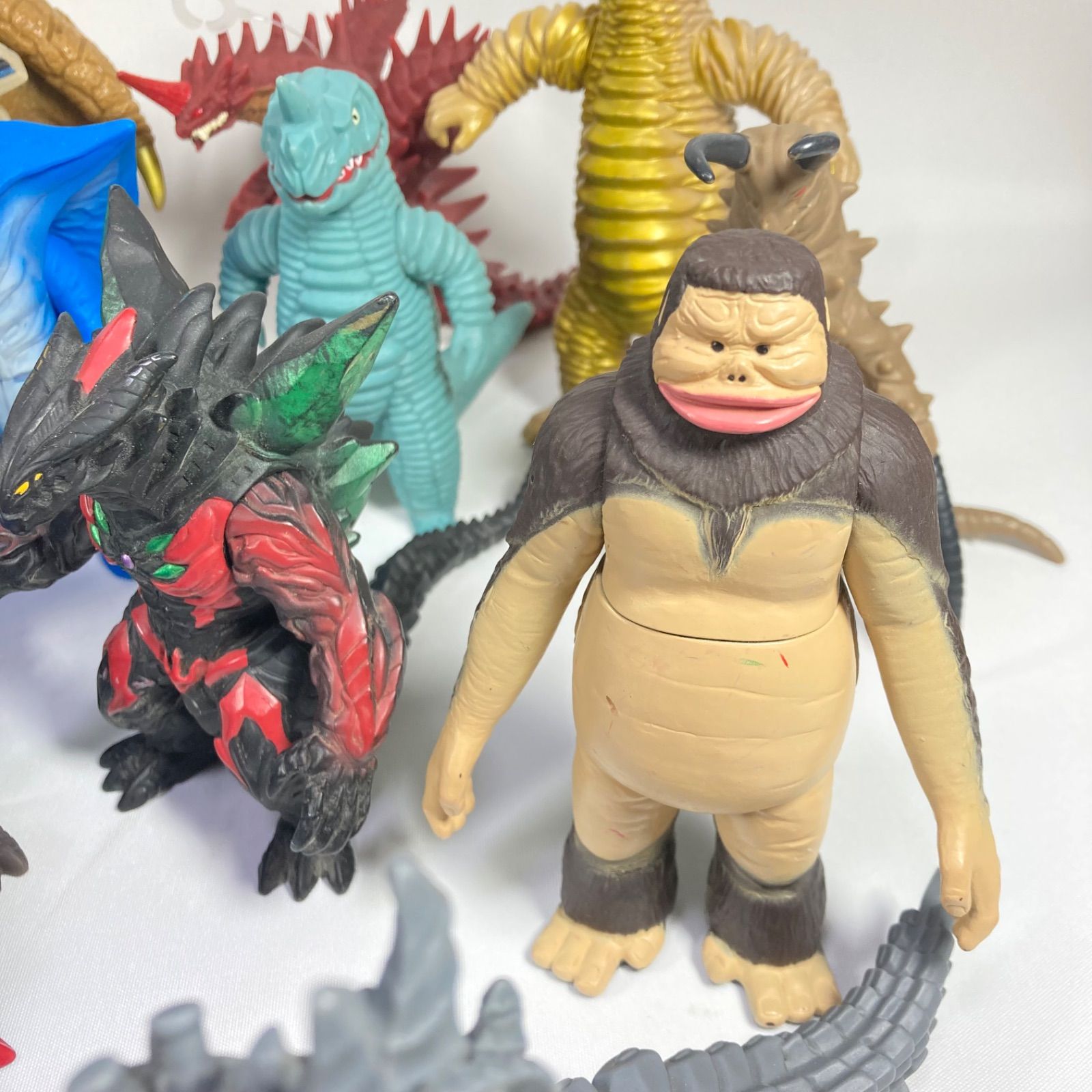 ウルトラマン ソフビ フィギュア まとめ売り - メルカリ