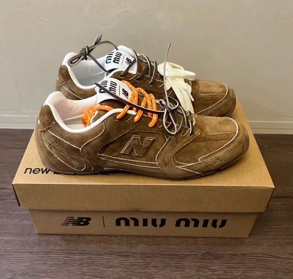 New Balance x Miu Miu 530 SL newbalance ニューバランス レディース メンズ スニーカー ランニングシューズ