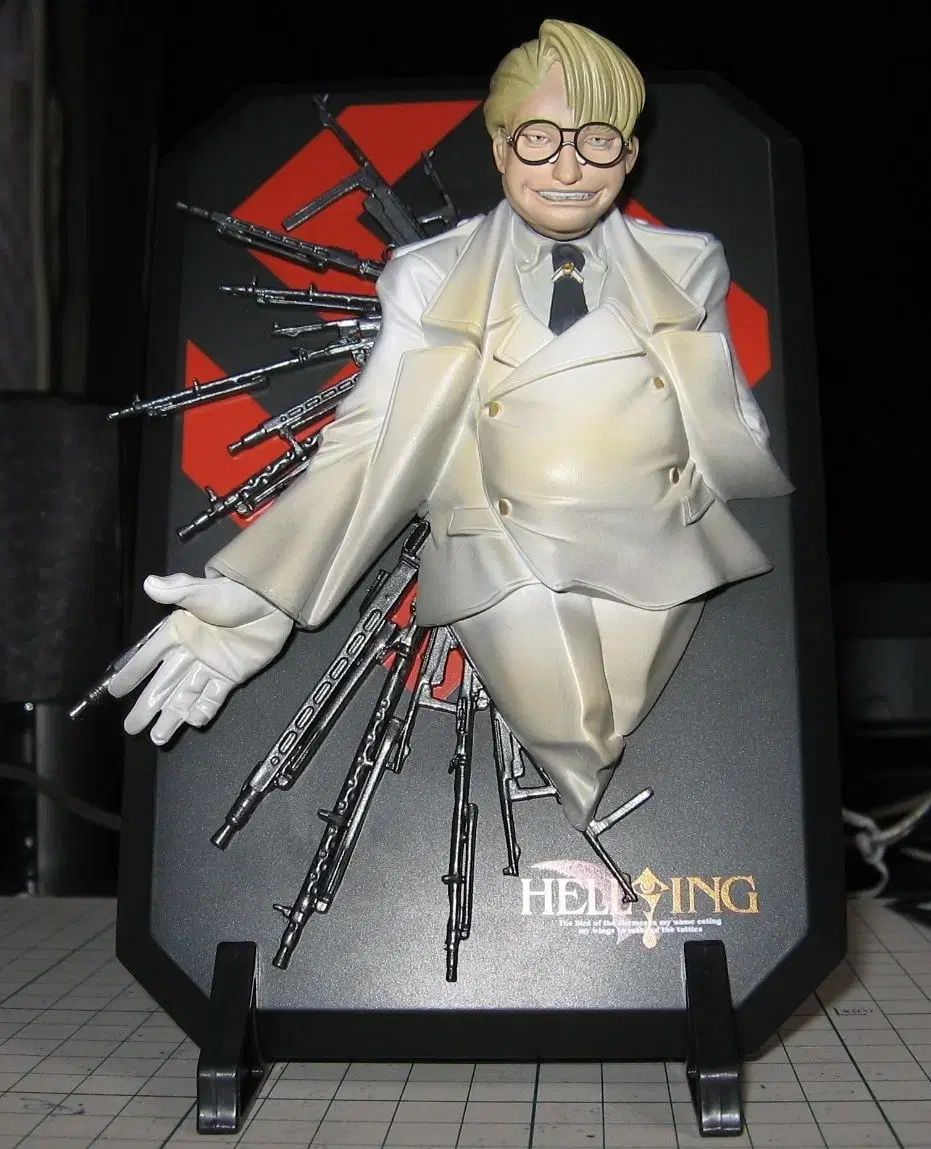 レトロ ヘルシング メジャー 石版 フィギュア 商品