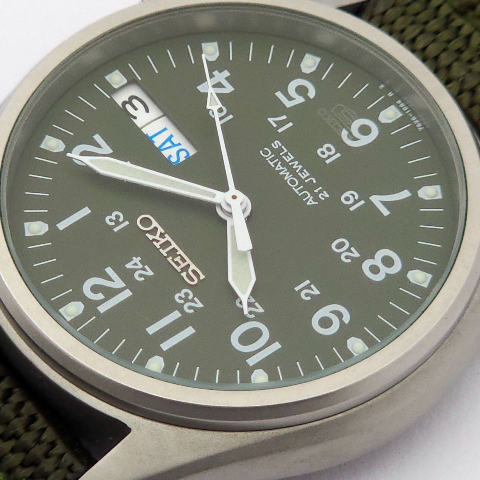 希少 SEIKO セイコー【 7S26-3060 】自動巻き ミリタリー 美品 ☆良品 SEIKO セイコー ミリタリー 7S26-3060 自動巻 動作品 緑 - メルカリ