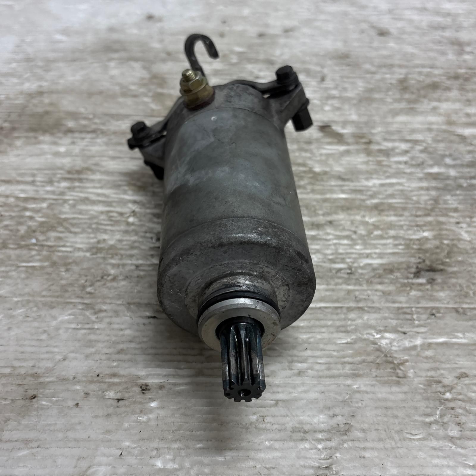 YAMAHA FZR250 2KR セルモーター ヤマハ