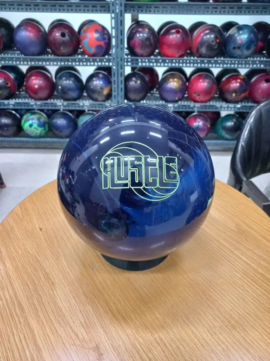 ボーリングボール リストアボール 15p ツーフィンガー LOVE YOURSELF 承 Her RN