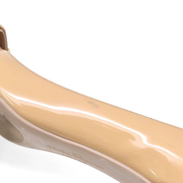 美品♪サルヴァトーレフェラガモ ELINDA リボン エナメル パンプス 8.5  