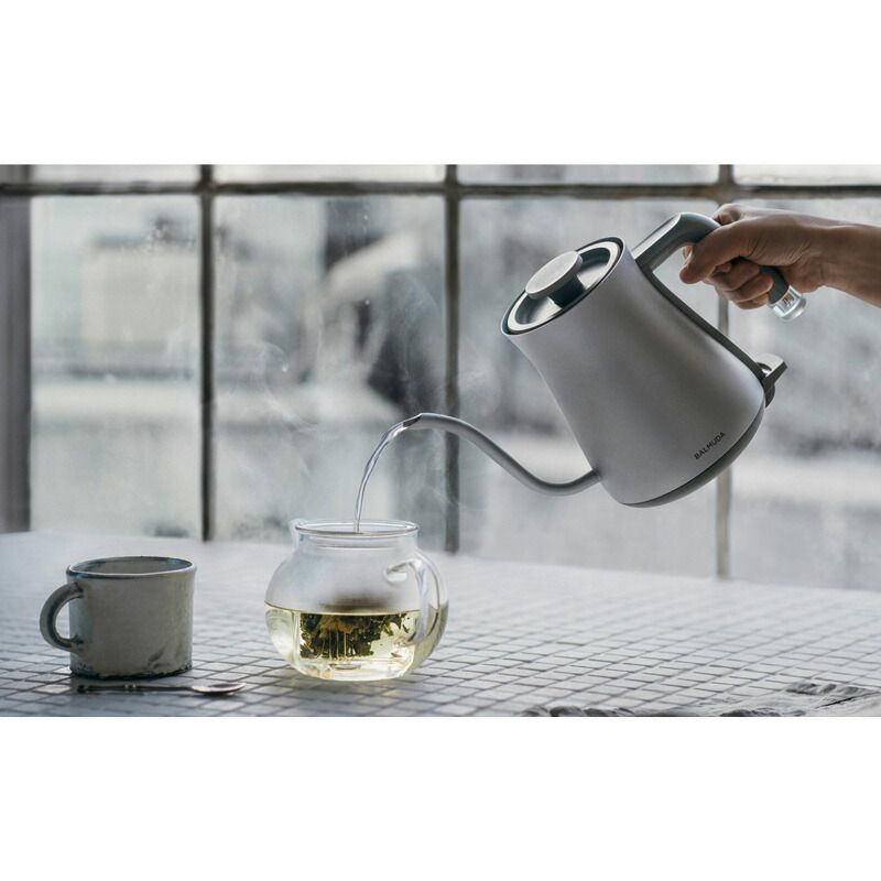 メーカー正規品 バルミューダ BALMUDA The Pot 電気ケトル シルバー KPT01JP-SV