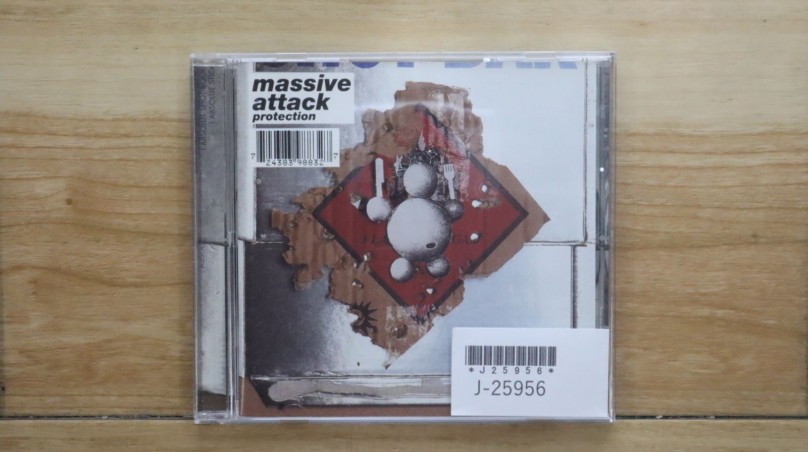 その他 MASSIVE ATTACK - PROTECTN その他 MASSIVE ATTACK - PROTECTN Massive Attack - Protection