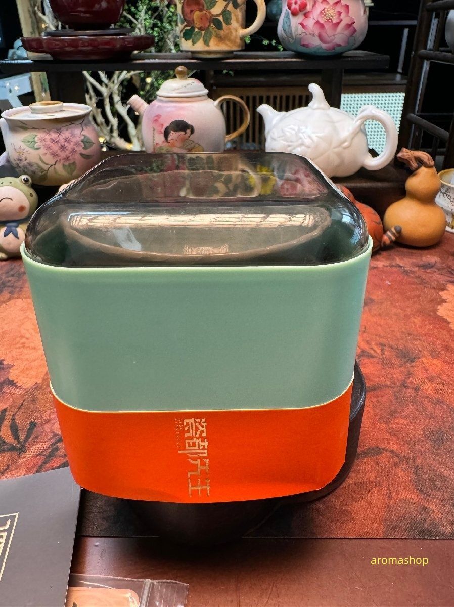 龍泉窯青磁 青磁碗 線刻 陰刻 中国美術 中国古玩 骨董 古美術 茶道具 抹茶碗 龍泉窯青磁 青磁碗 線刻 陰刻 中国美術 中国古玩 骨董 古美術