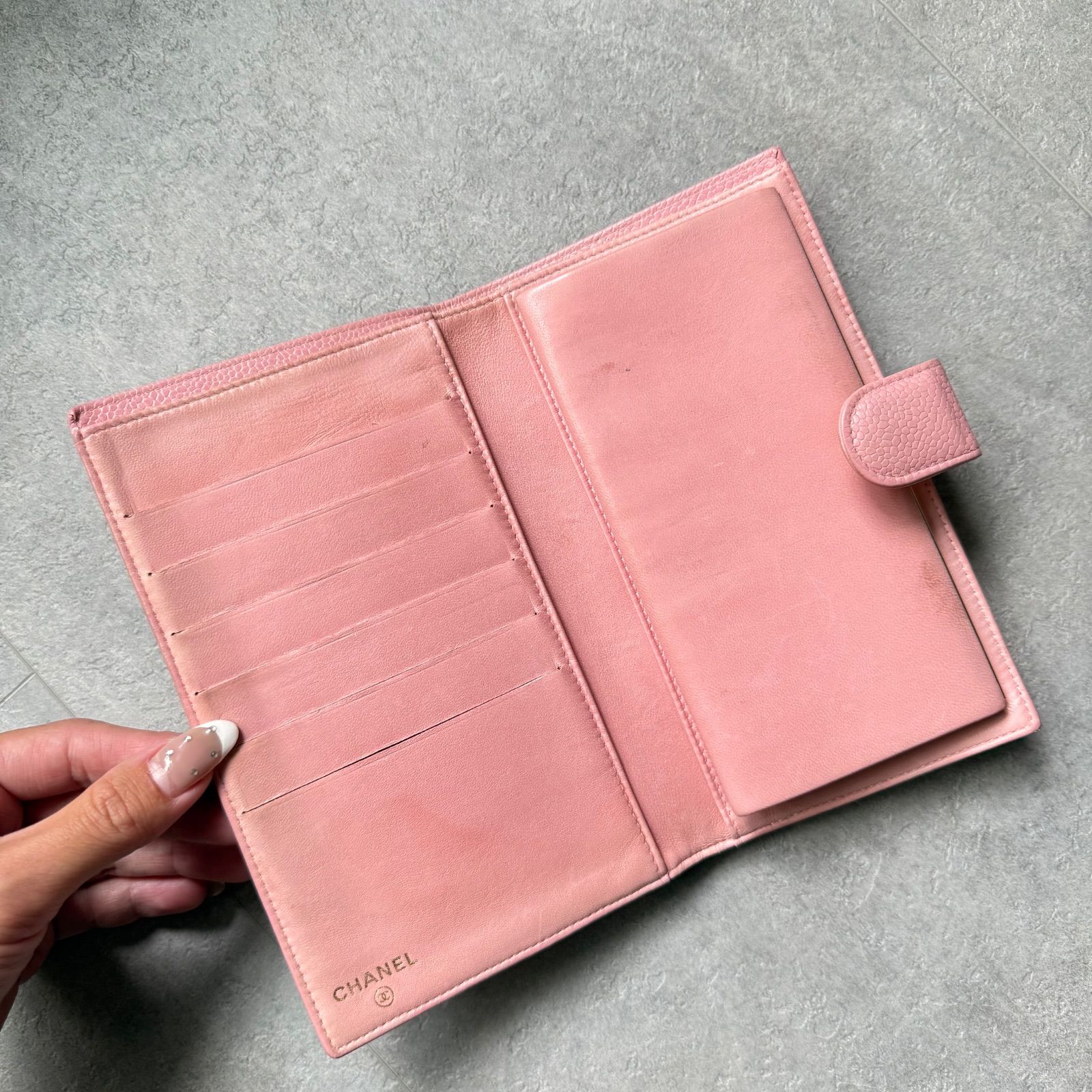 CHANEL シャネル 二つ折り 長財布 キャビアスキン がま口財布 デカココ