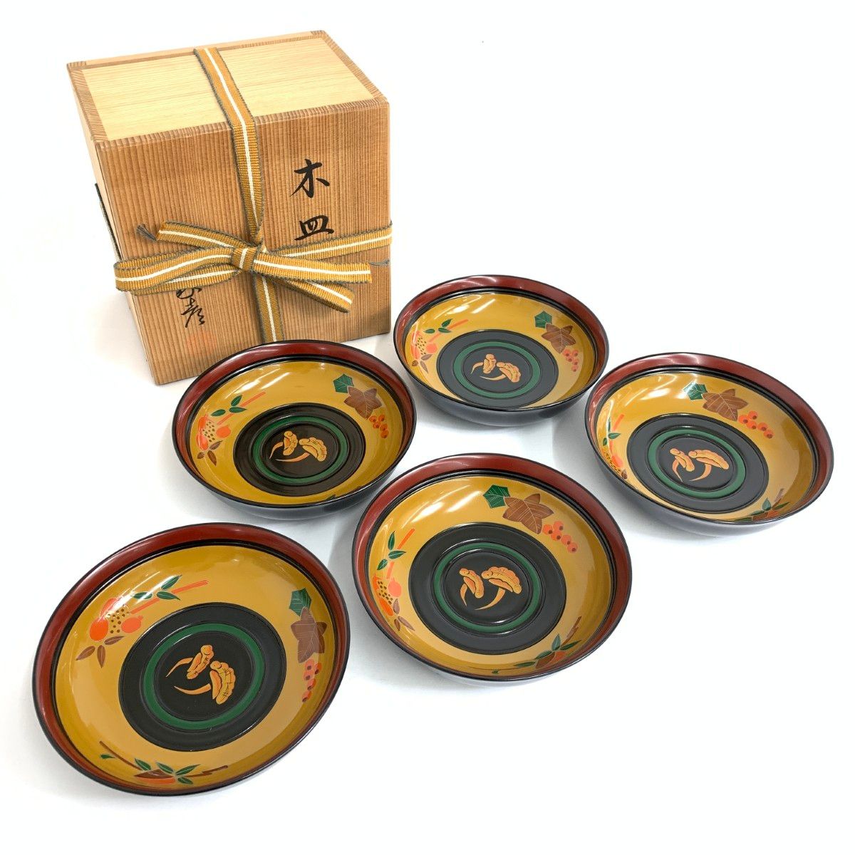 【京都漆器　楪子×10客】天然木製　洗朱色　長期保管品 京都漆器 楪子×10客】天然木製 洗朱色 長期保管品 研出