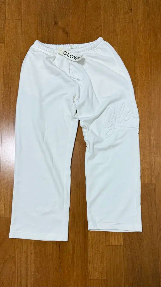 GLOWNY ジョーダン トラックパンツ 白 s