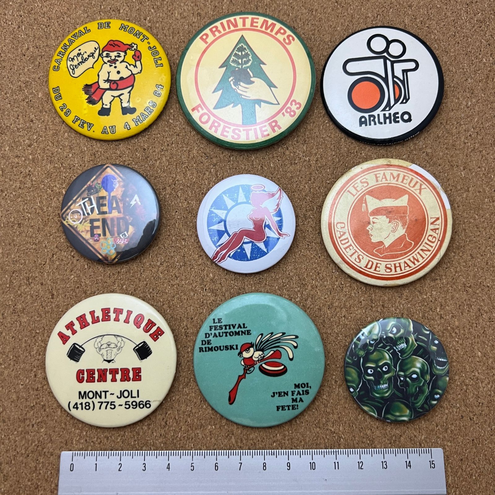 缶バッジ ピンナップガール ガイコツ ビンテージ アンティーク 50s