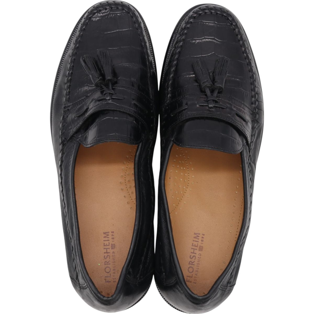 タッセルローファー