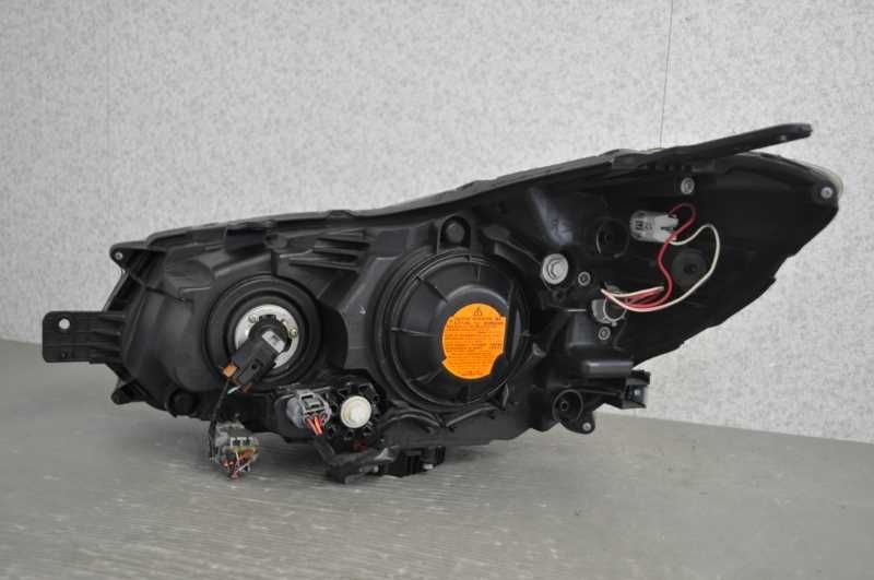 右 ヘッドライト HID バラス レベライザー付き キセノン (GP3 GP2