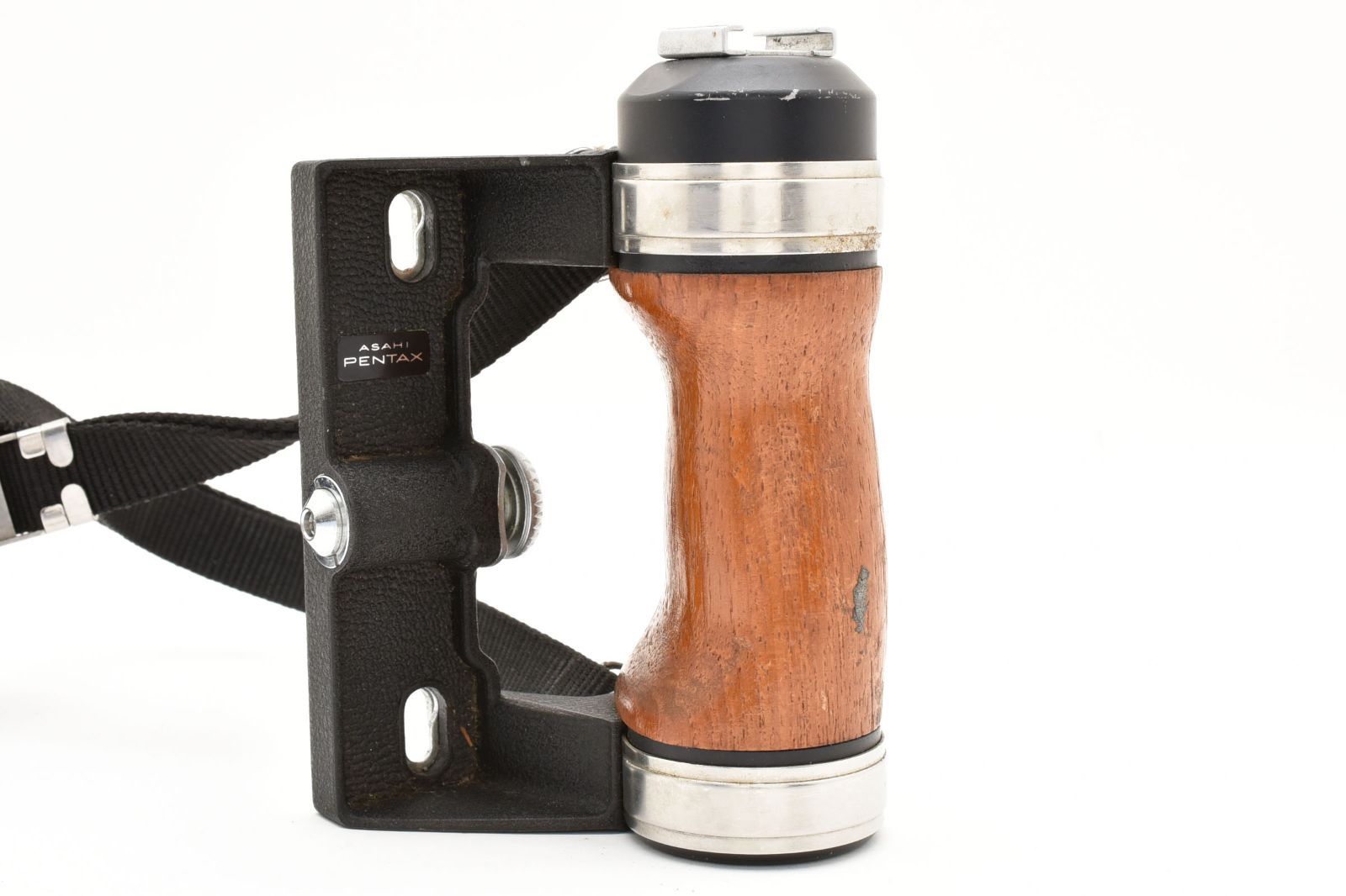 【完動品】ASAHI PENTAX 6×7 木製グリップ　ストラップ付き 6x7・ 67用 木製グリップ PENTAX ペンタックス | 近江寫眞機店