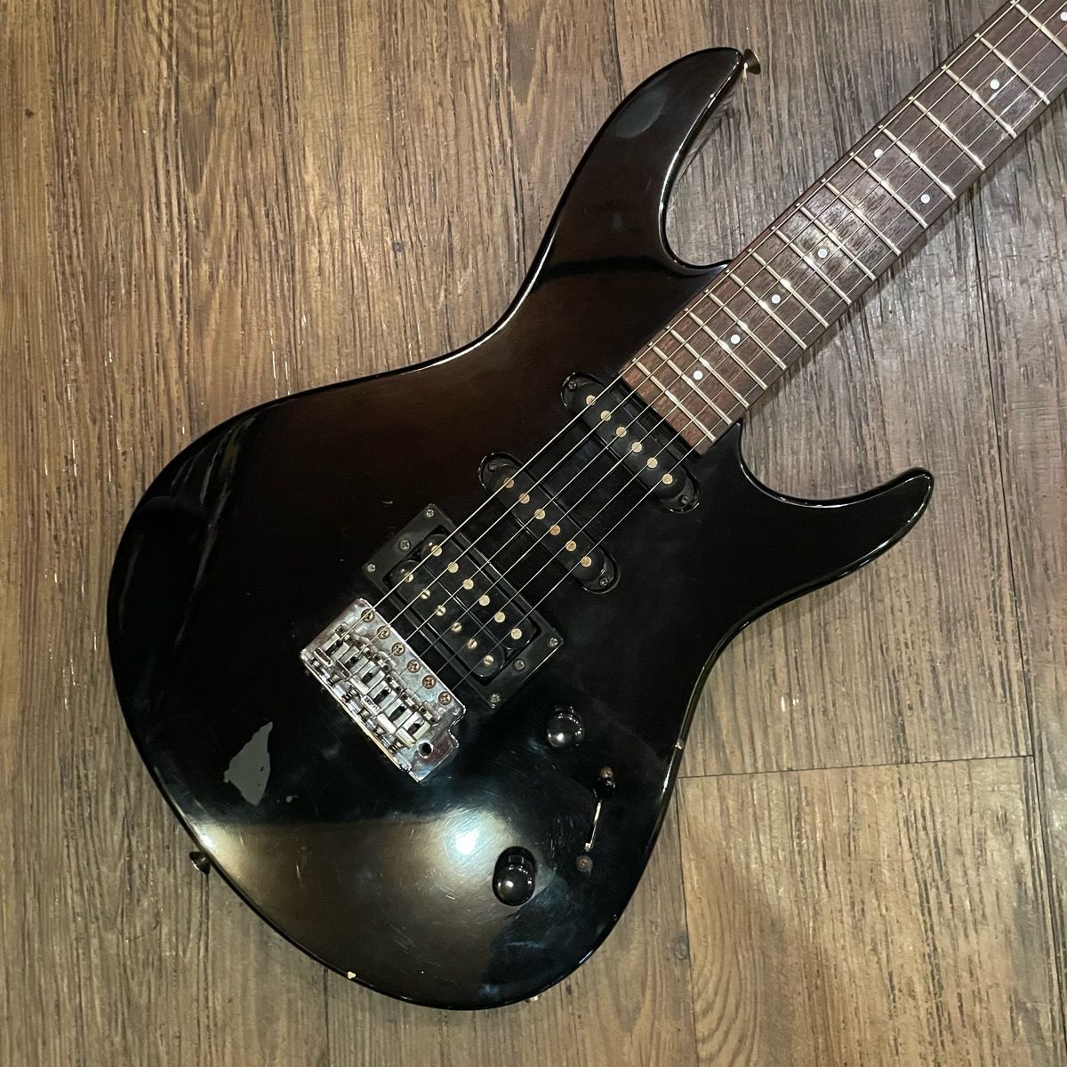 ARIAPROⅡ vanguard series エレキギター　黒　ストラト Aria ProII Vanguard Series アリアプロ エレキギター -f595