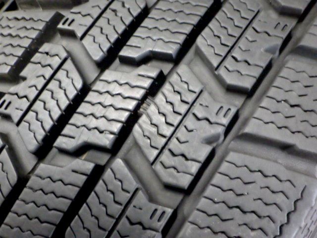 グットイヤー アイスナビ7 155/65R14 8部山2022年製造 155⁄65R14