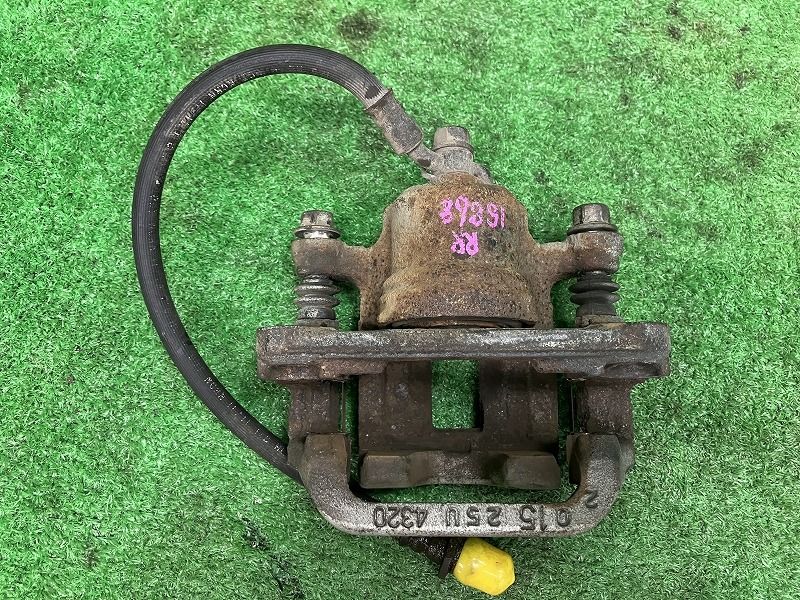 エスクード TDA4W 右リアキャリパー クロスアドベンチャー 4WD 55401-77K02-999 ZJ3