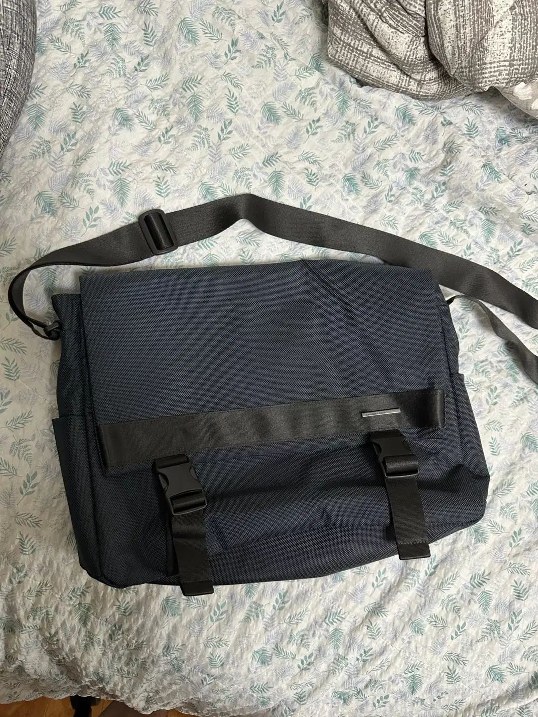 クロスバッグ Samsonite