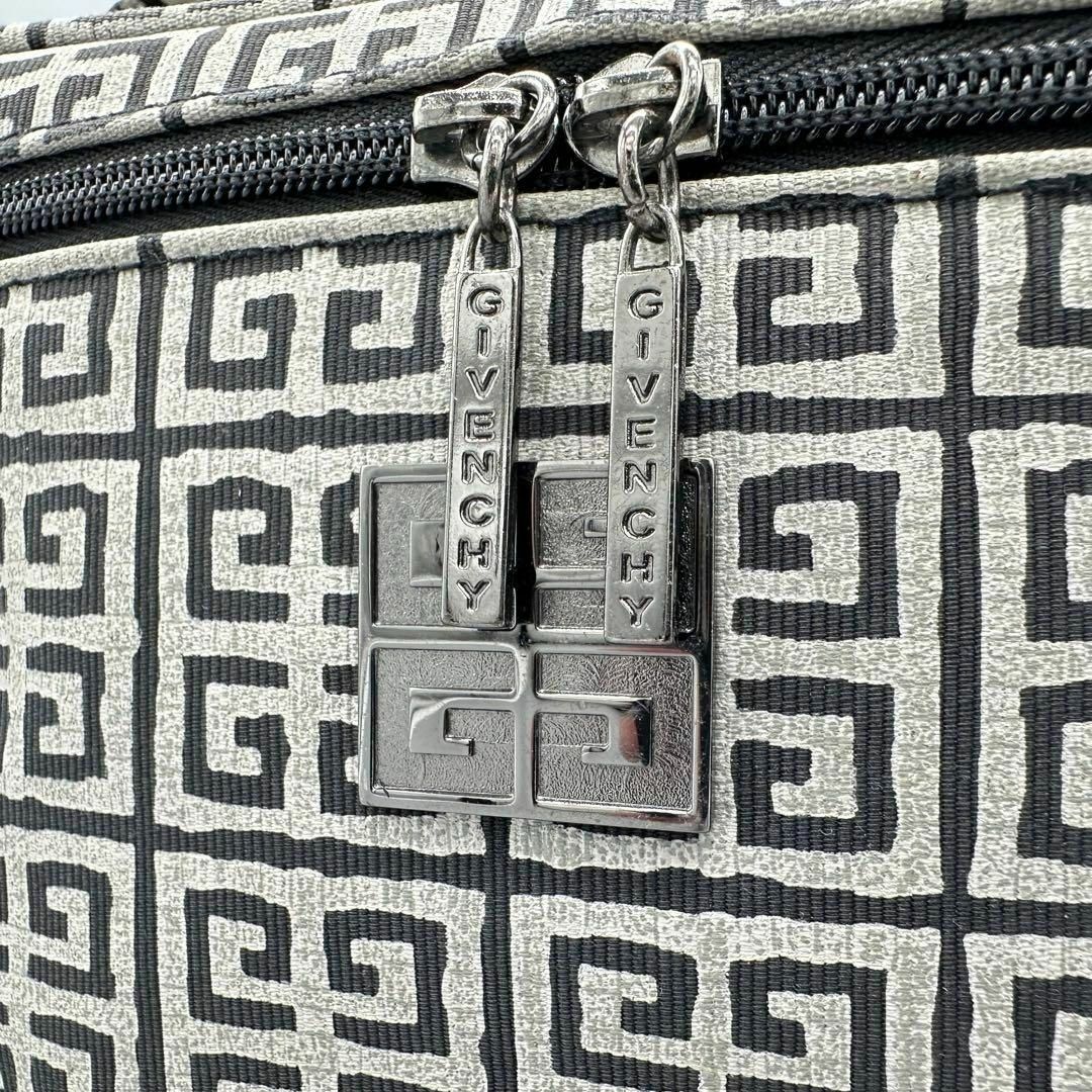 レア GIVENCHY ジバンシィ バニティバッグ コスメポーチ 4Gロゴ 総柄 レア GIVENCHY ジバンシィ バニティバッグ コスメポーチ 4Gロゴ