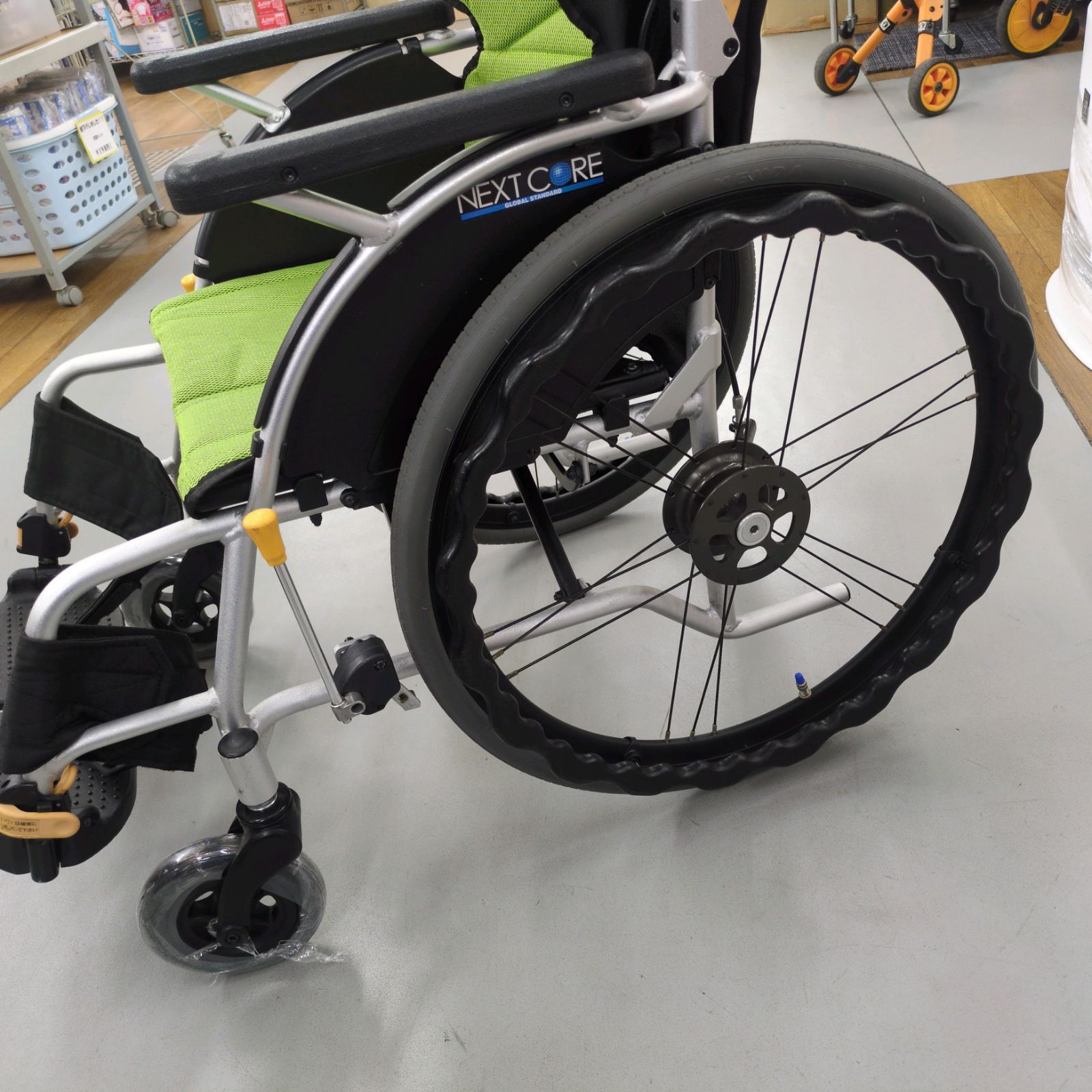 J046 ☆自走式☆車いす☆MATSUNAGA☆NEXT COREf