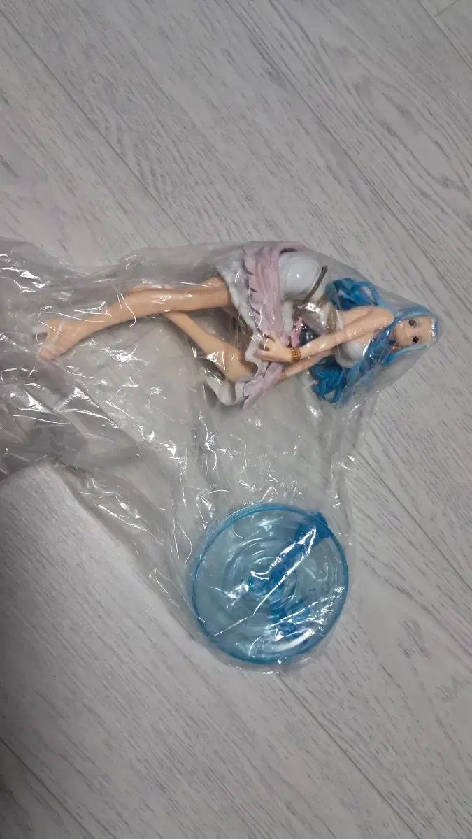 BANPRESTO バンプレスト ONE PIECE ワンピース グリッター グラマラス ネフェルタリ ビビ