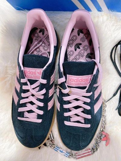 新品 adidas ハンドボール スペツィアル / HANDBALL SPEZIAL