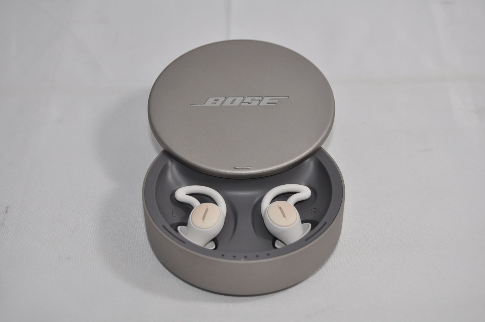 Bose Sleepbuds II プラスチック 睡眠用イヤープラグ ノイズマスキング 最大10時間 再生 Bluetooth 接続  :B08HPGHJ6C-A3TXJ3S6LL4SM0-20240425:kagayaki-shops4 - 通販 - Yahoo!ショッピング - 変換 プラグ