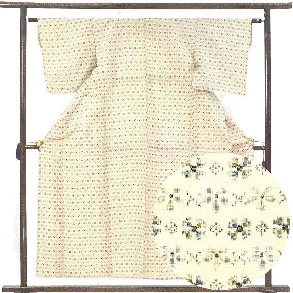 紬 身丈156cm 裄61cm 前幅26cm 後幅30.5cm 袖丈47cm 袖幅31cm レディース 単衣 花柄 裄Sサイズ 初夏 初秋用 正絹 シルク ホワイト リメイク リユース リサイクル 呉服のきくや