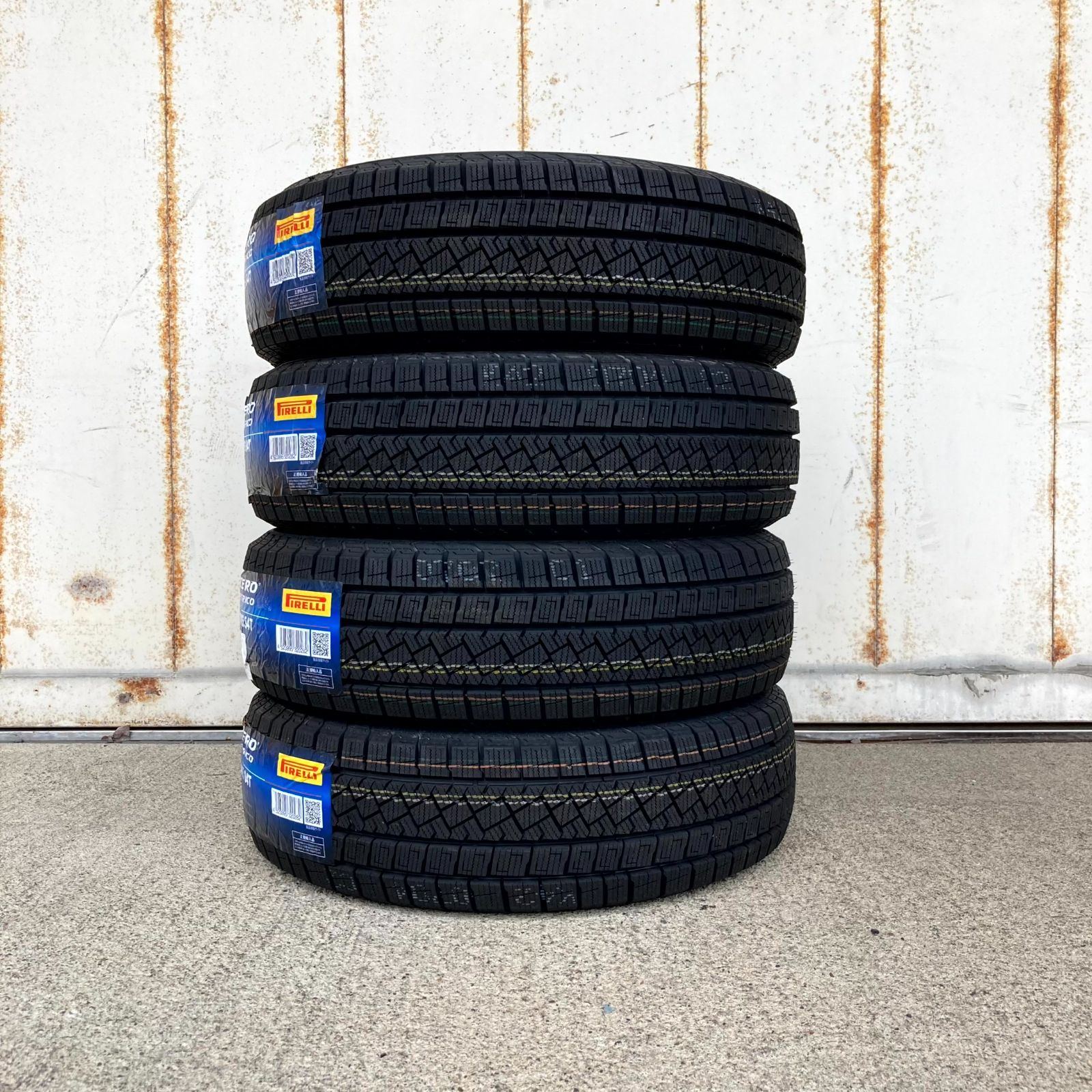 ピレリ アイスアシンメトリコ 225/50R18 スタッドレス 4本セット 新品 ピレリ アイスゼロアシンメトリコ 225/50R18 スタッドレス